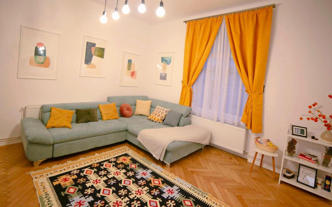 Jasmine Serenity Apartment - Central, Behind Black Church Braszów Zewnętrze zdjęcie